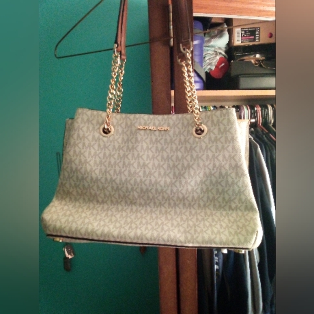 Michael Kors Teagan Bag